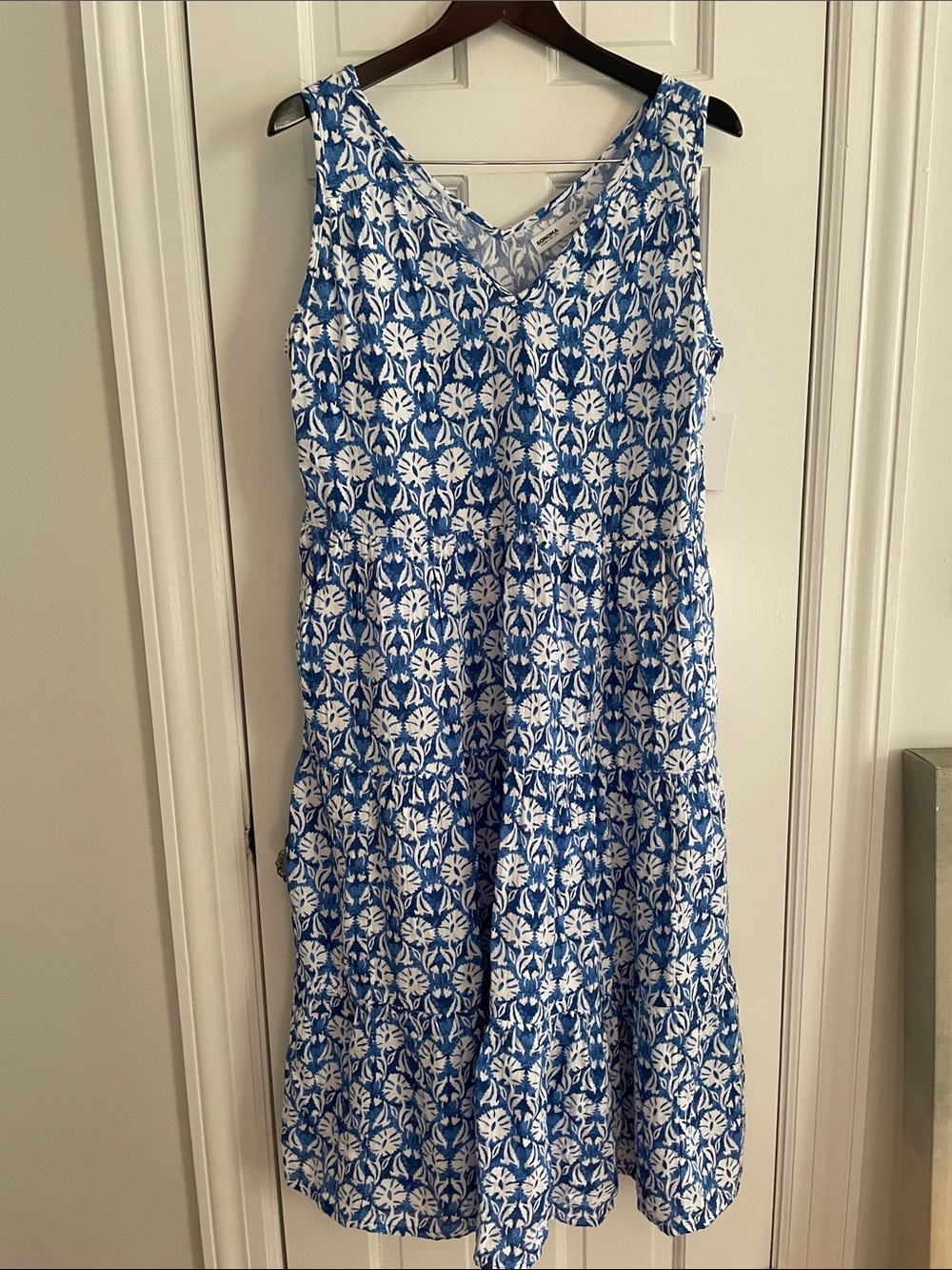 Sonoma Blue and White Printed Sleeveless V-Neck Midi Dress
